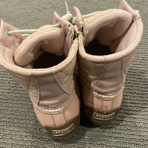 Sperry waterproof boots 9.5 - Picture 2 of 3